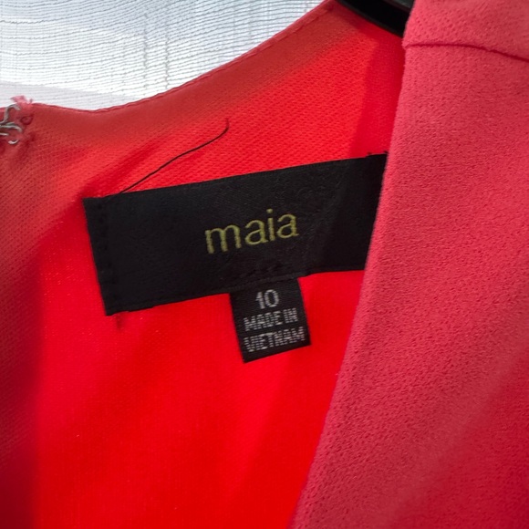 Coral dress - Picture 2 of 4